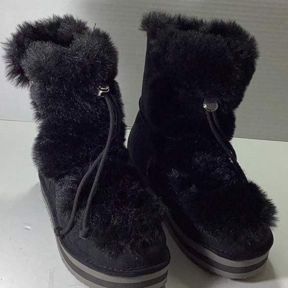 - Remii Womens Faux Suede Fuzzy Winter & Snow Boots. Note: No Box - Picture 4 of 8